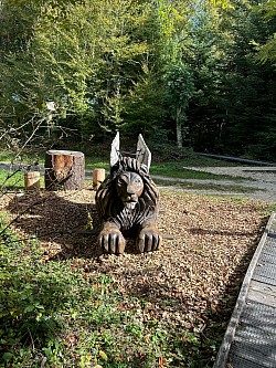 Une des nombreuses sculptures sur ce beau parcours