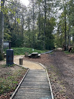 Un des nombreux emplacements pique-nique tout long du chemin