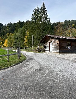 En direction de la maison de sorcière
