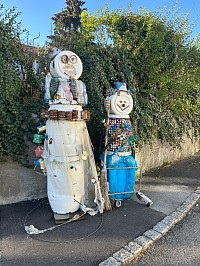 Épouvantails, rue de la Jalousie