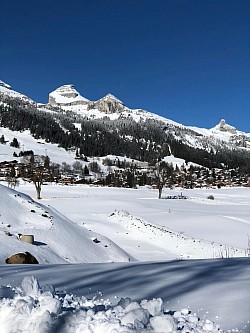 En retournant vers le centre sportif une jolie vue à droite 👉🏻