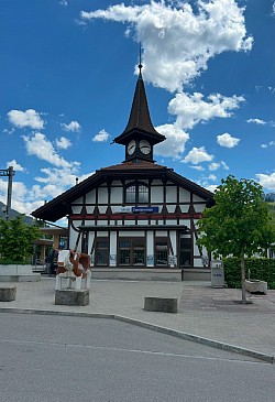 La jolie gare de Zweisimmen